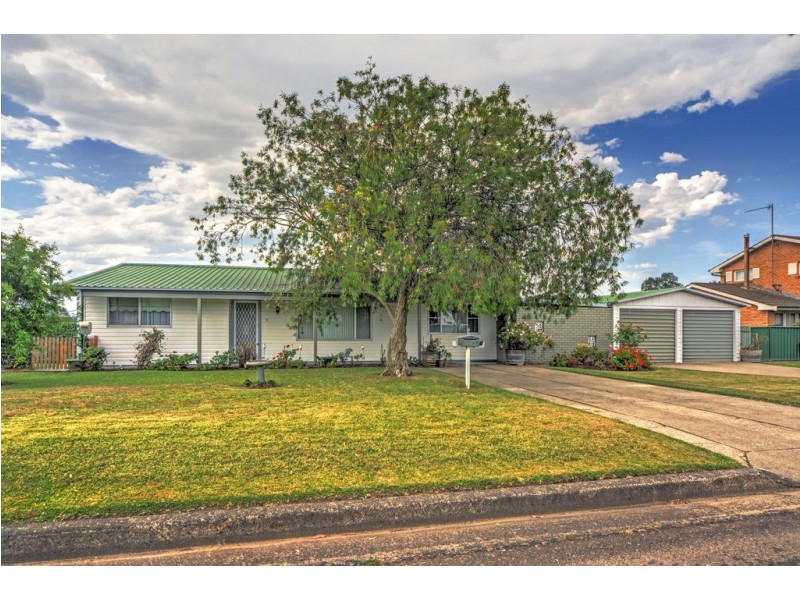 3 Bindaree Place, Greenwell Point NSW 2540
