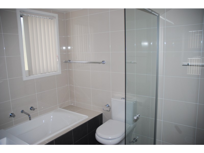 2/161-165 Illaroo Road, North Nowra NSW 2541