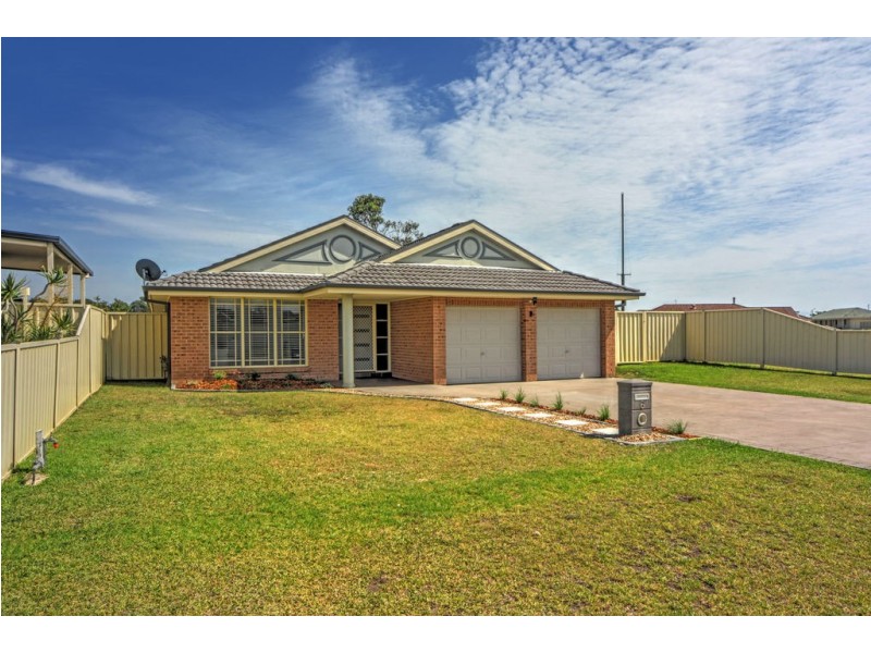 6 Kardella Avenue, Nowra NSW 2541