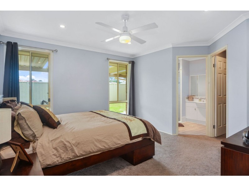 6 Kardella Avenue, Nowra NSW 2541