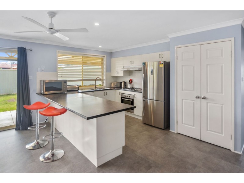 6 Kardella Avenue, Nowra NSW 2541