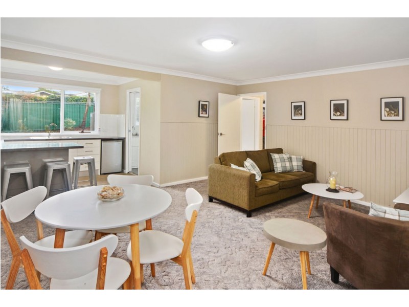 2 Monk Crescent, Bomaderry NSW 2541