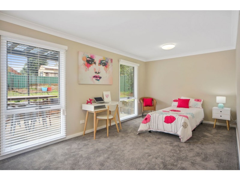 2 Monk Crescent, Bomaderry NSW 2541