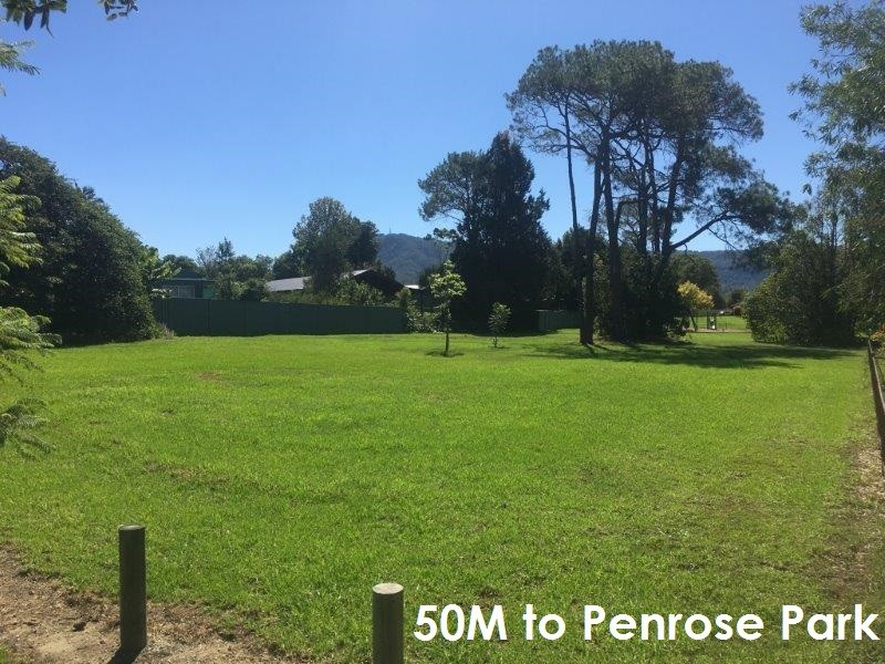 2 Monk Crescent, Bomaderry NSW 2541