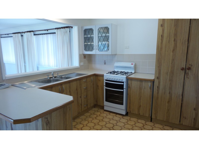 14 Bailey Street, Greenwell Point NSW 2540