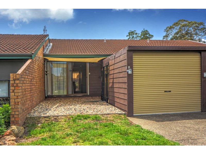 2/11 Purdie Crescent, Nowra NSW 2541