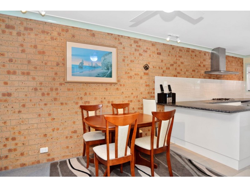 2/11 Purdie Crescent, Nowra NSW 2541