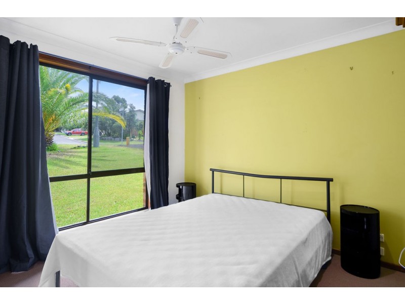 25 Peak Avenue, North Nowra NSW 2541