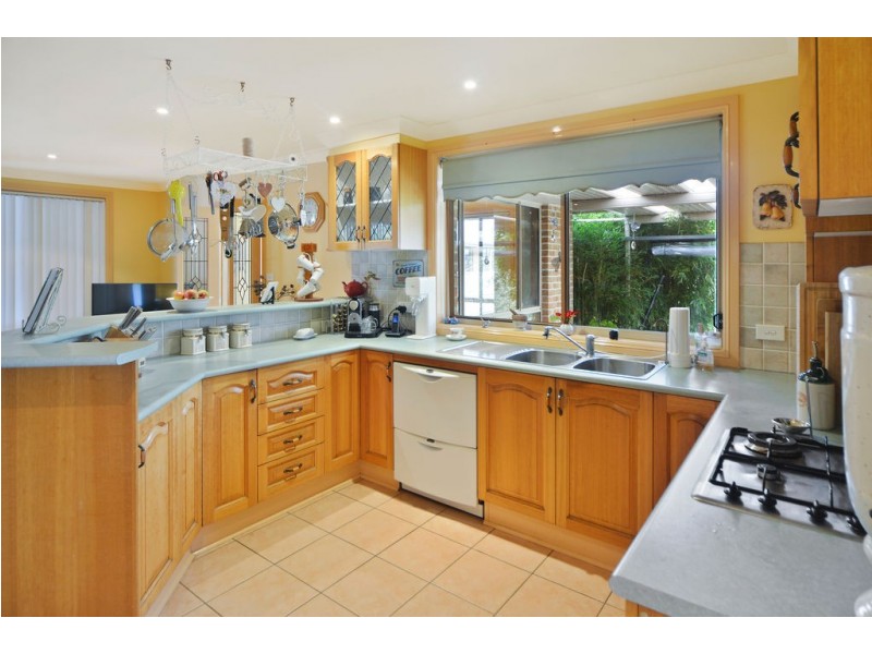 72 Stringybark Road, Nowra Hill NSW 2540