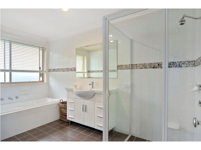 72 Stringybark Road, Nowra Hill NSW 2540