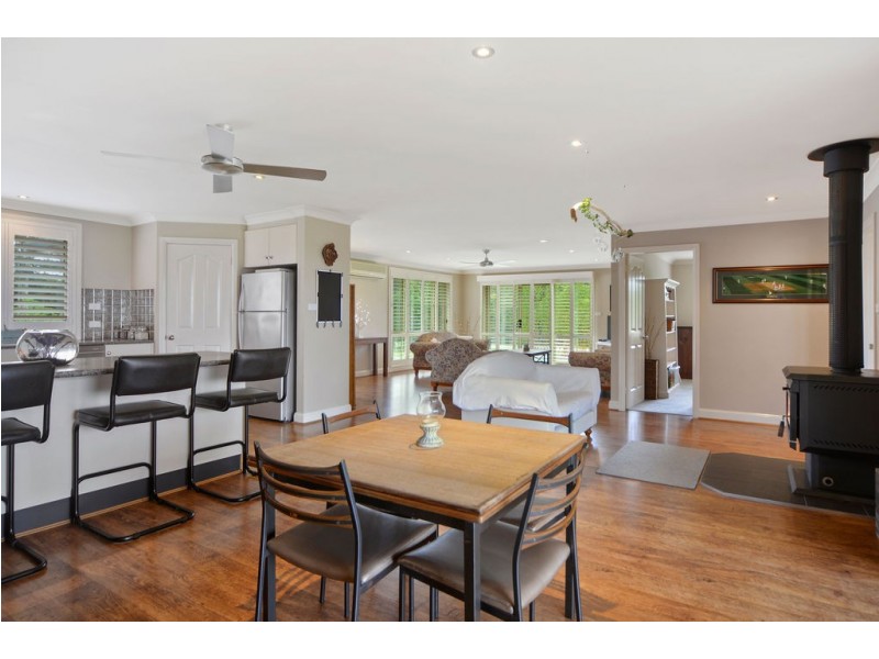 72 Stringybark Road, Nowra Hill NSW 2540