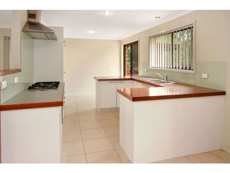 8 Jarrett Close, North Nowra NSW 2541