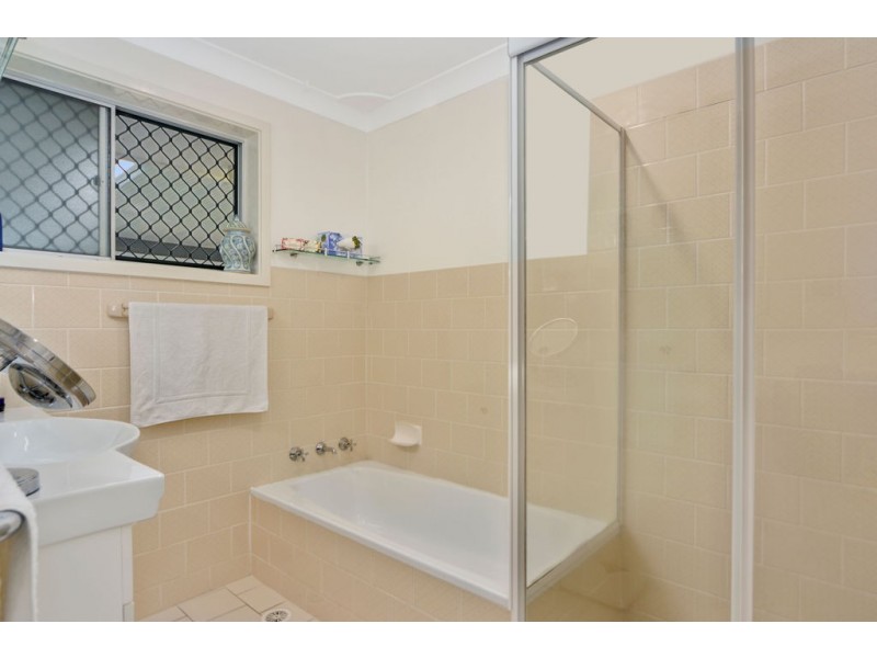 5 Allison Avenue, Nowra NSW 2541