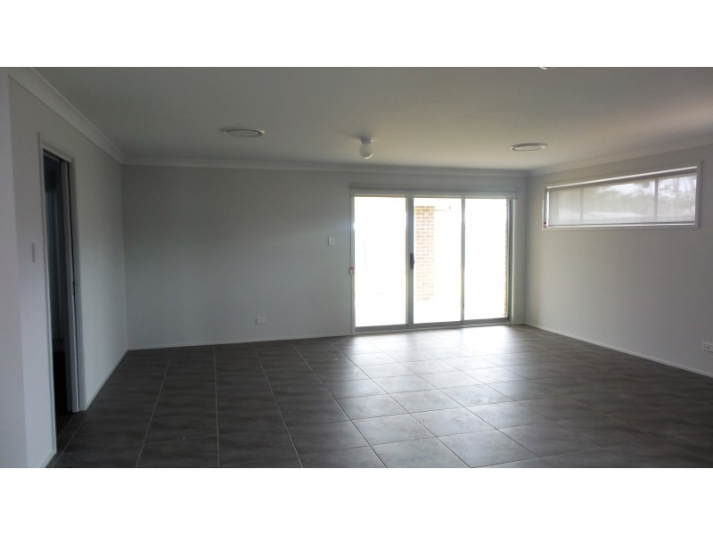 16 Compass Street, Vincentia NSW 2540
