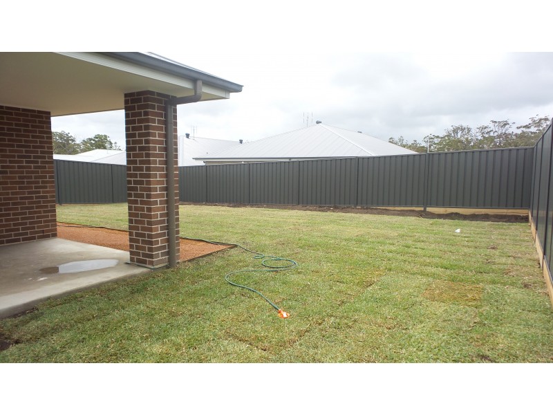16 Compass Street, Vincentia NSW 2540