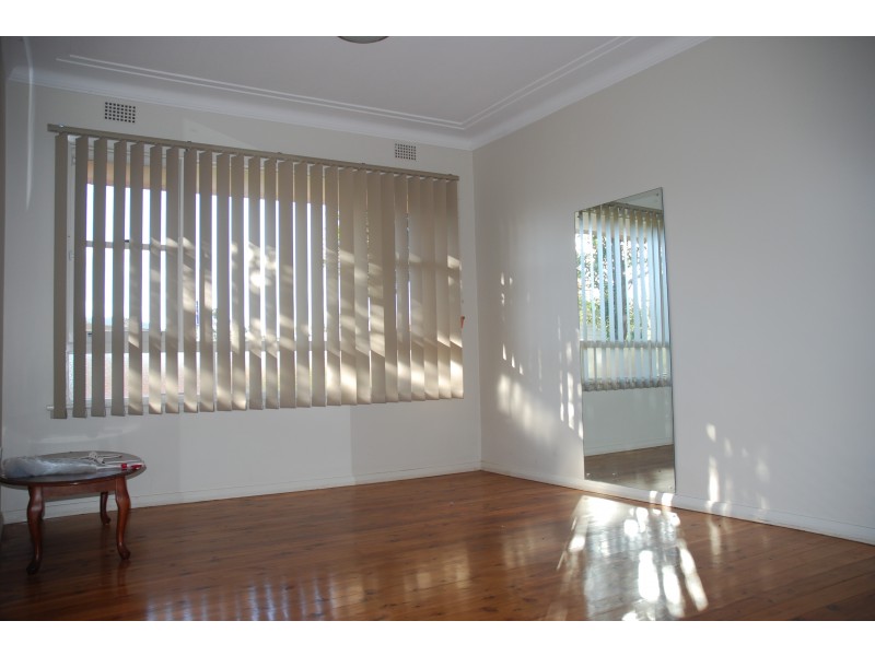 266 Princes Highway, Bomaderry NSW 2541