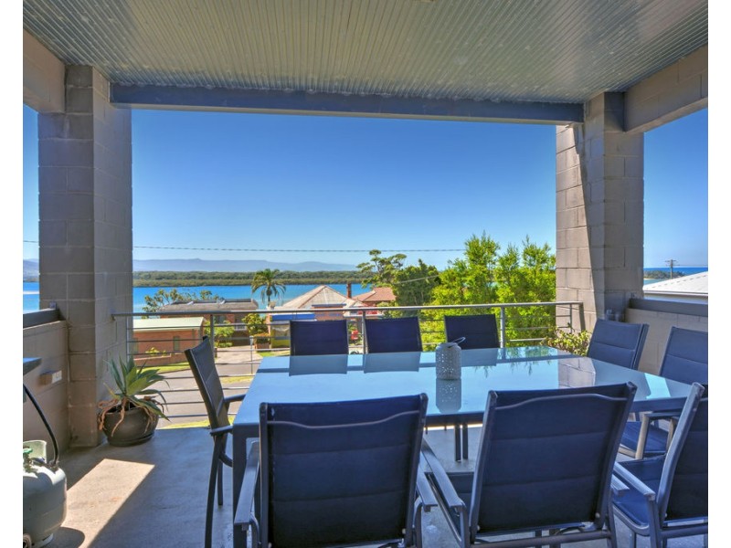 68 Orama Crescent, Orient Point NSW 2540
