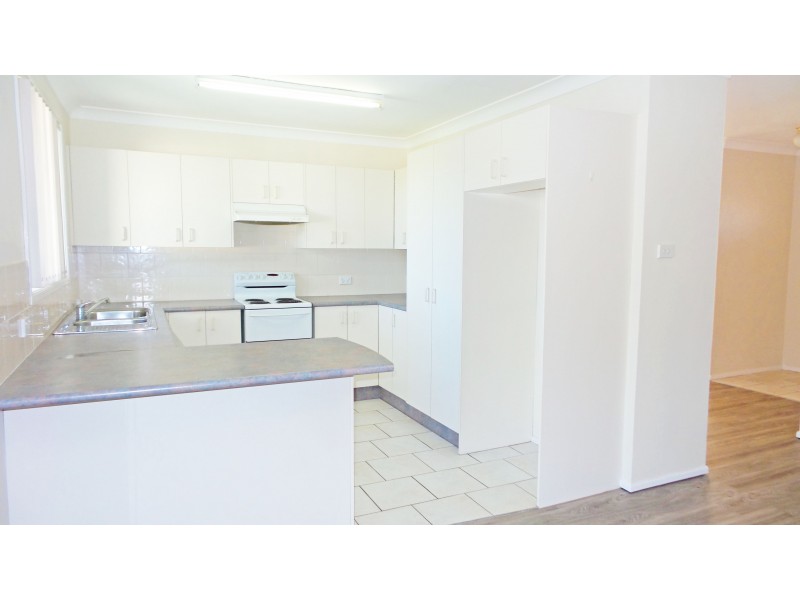 18 Hermes Crescent, Worrigee NSW 2540