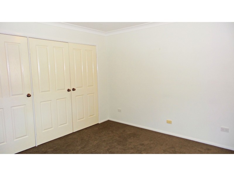 18 Hermes Crescent, Worrigee NSW 2540