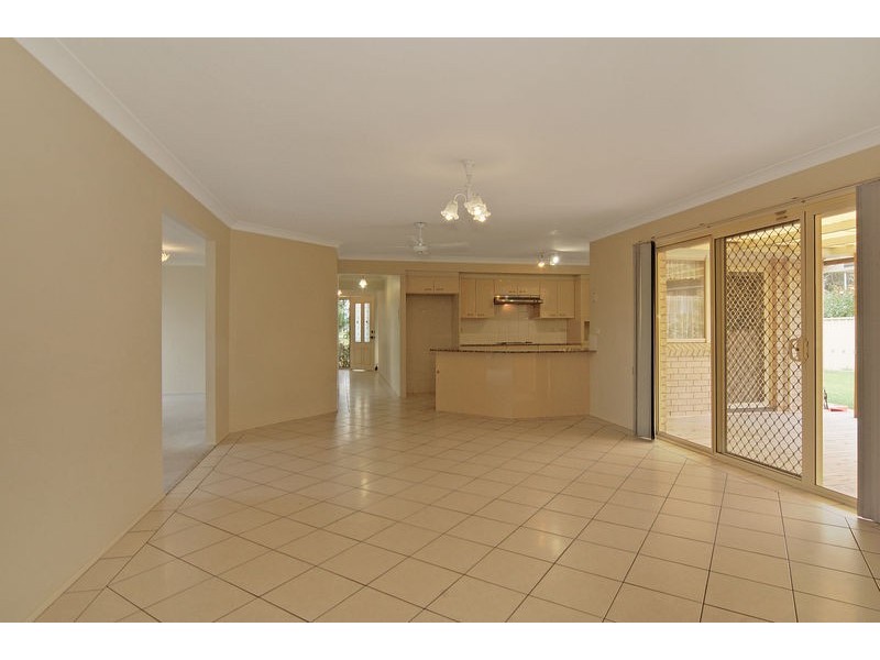 33 Golden Grove, Worrigee NSW 2540