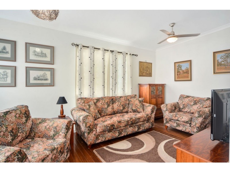 16 South Street, Greenwell Point NSW 2540