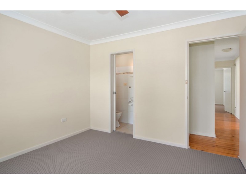 3 Fuchsia Crescent, Bomaderry NSW 2541