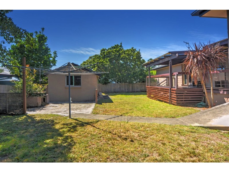 3 Fuchsia Crescent, Bomaderry NSW 2541