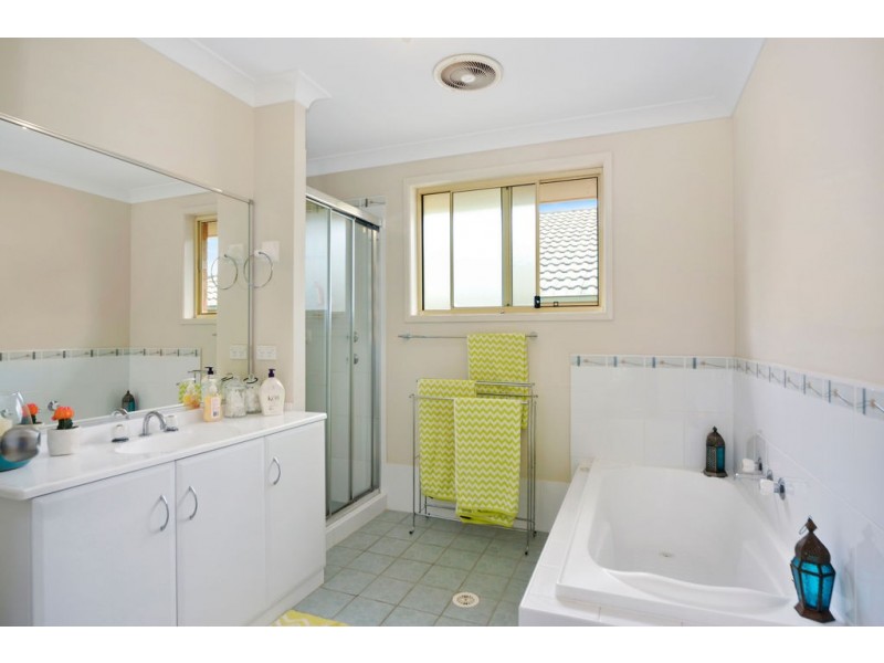 54 Peppermint Drive, Worrigee NSW 2540