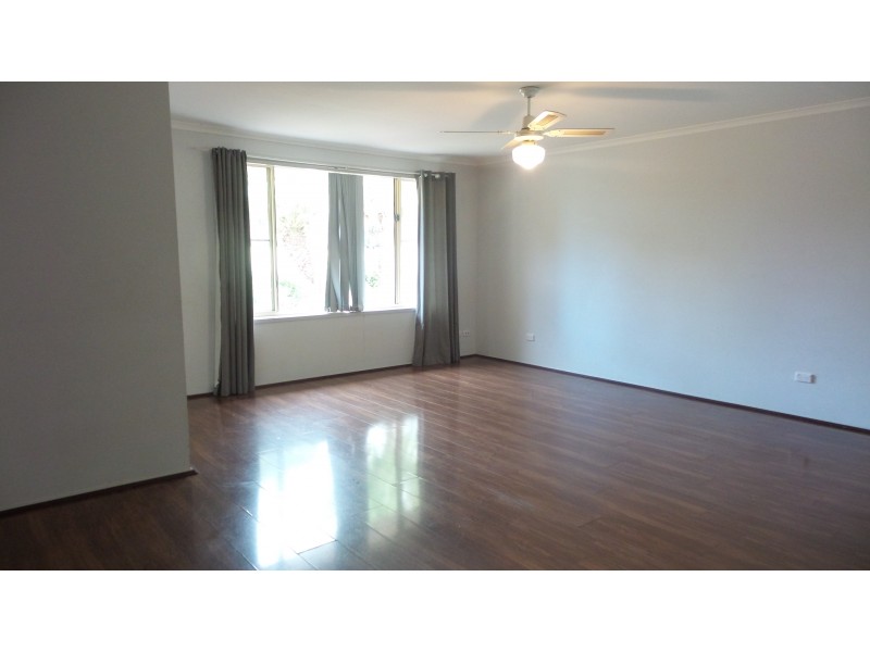 14 Glenair Avenue, West Nowra NSW 2541