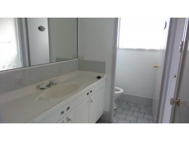 14 Glenair Avenue, West Nowra NSW 2541