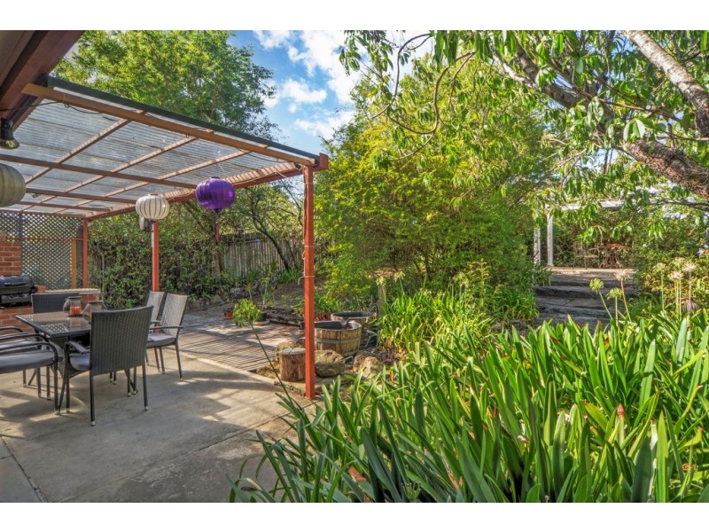 110 Jasmine Drive, Bomaderry NSW 2541