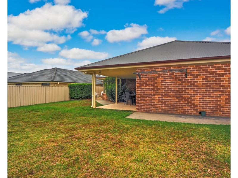 44 Firetail Street, South Nowra NSW 2541