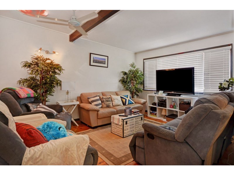 10 Philip Drive, North Nowra NSW 2541
