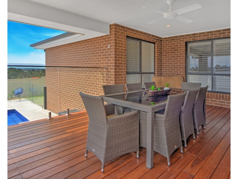 39 Jindalee Crescent, Nowra NSW 2541