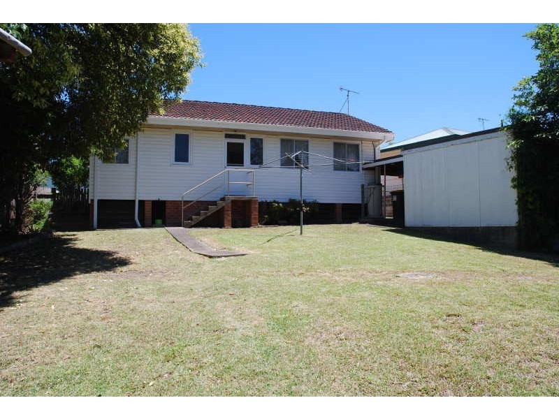 9 Bourne Avenue, Nowra NSW 2541