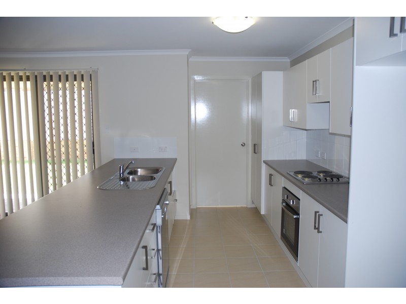 5 Doreen Court, West Nowra NSW 2541