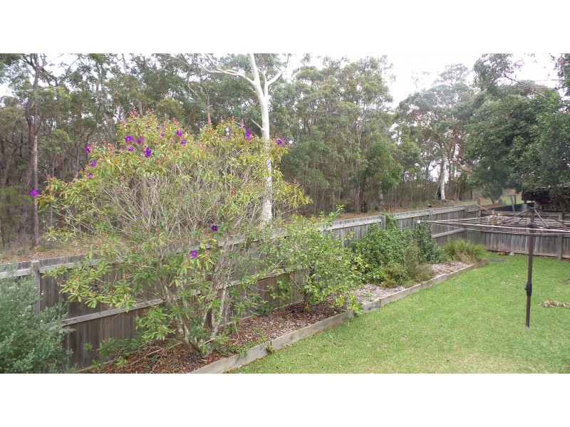 11 Paruna Place, North Nowra NSW 2541