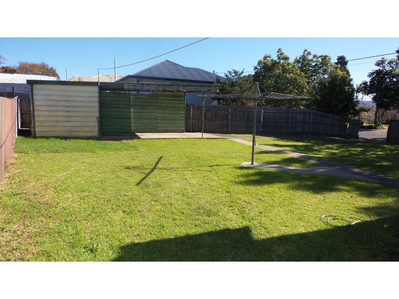 1 Young Avenue, Nowra NSW 2541