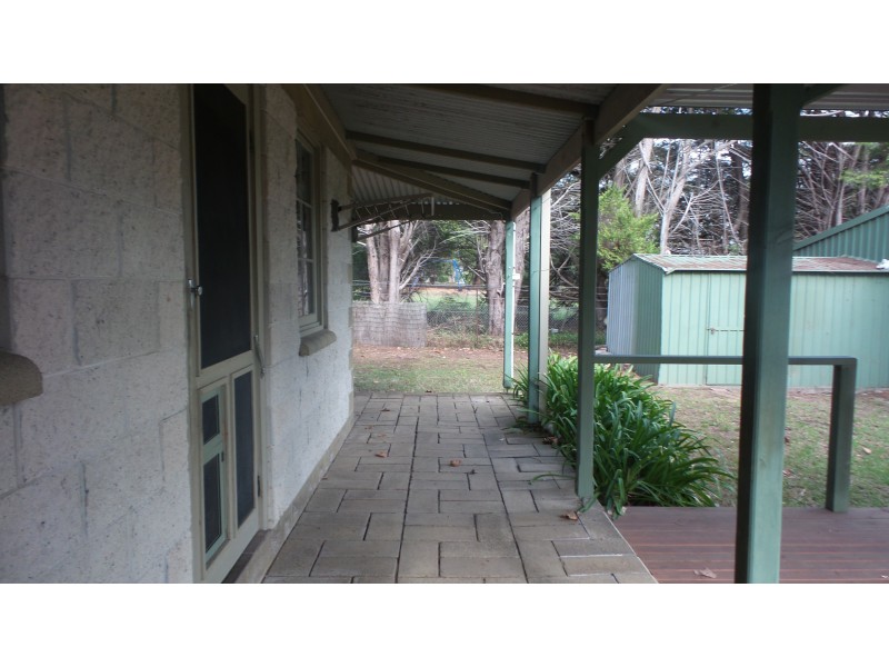 113 Cambewarra Road, Bomaderry NSW 2541