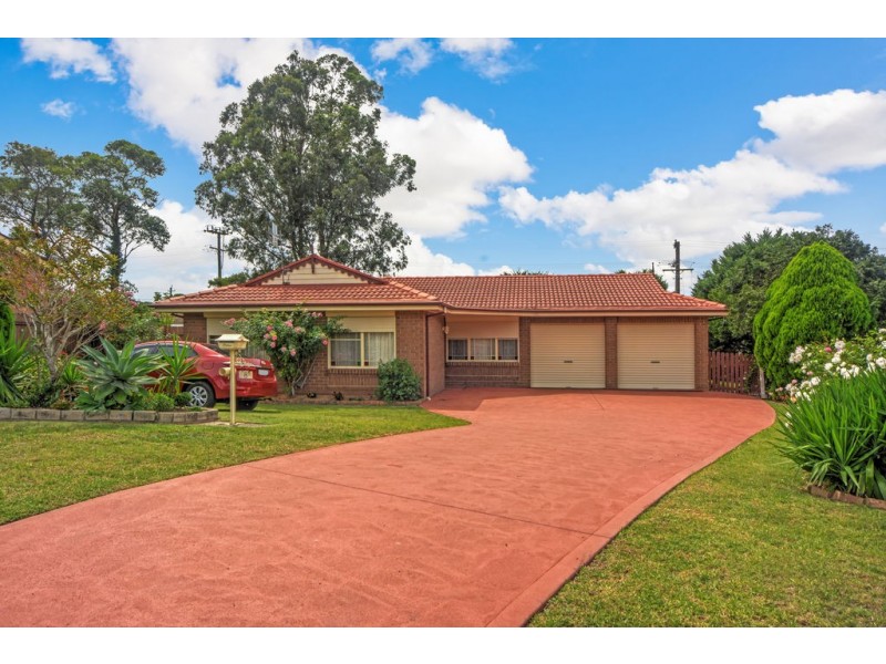 8 Dynet Close, Bomaderry NSW 2541