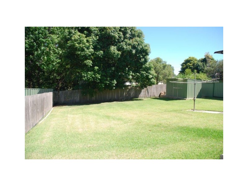 9 Albatross Road, Nowra NSW 2541