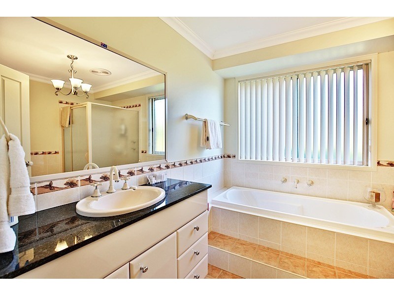 300 Greenwell Point Road, Worrigee NSW 2540