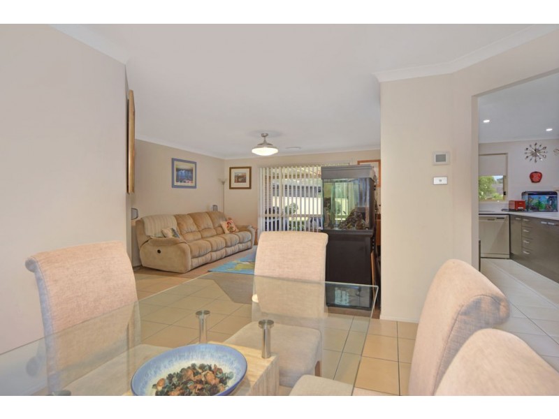 2 Treviso Place, North Nowra NSW 2541