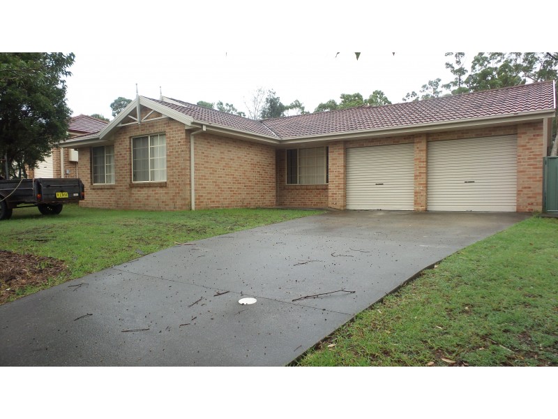 40 Lydon Crescent, West Nowra NSW 2541