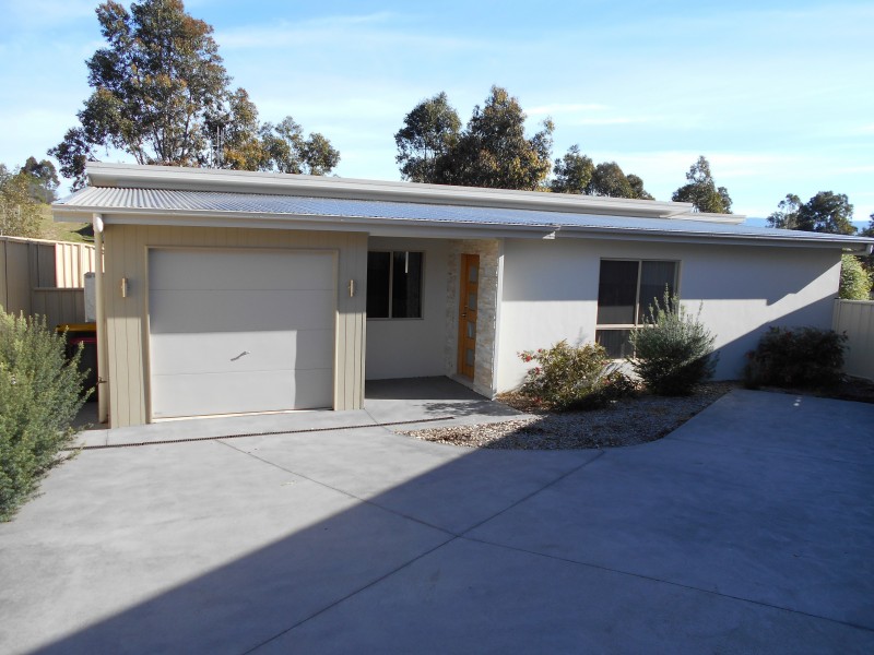 40A Carrington Park Drive, Worrigee NSW 2540