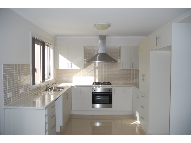40A Carrington Park Drive, Worrigee NSW 2540