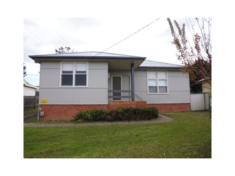 3 Burr Avenue, Nowra NSW 2541