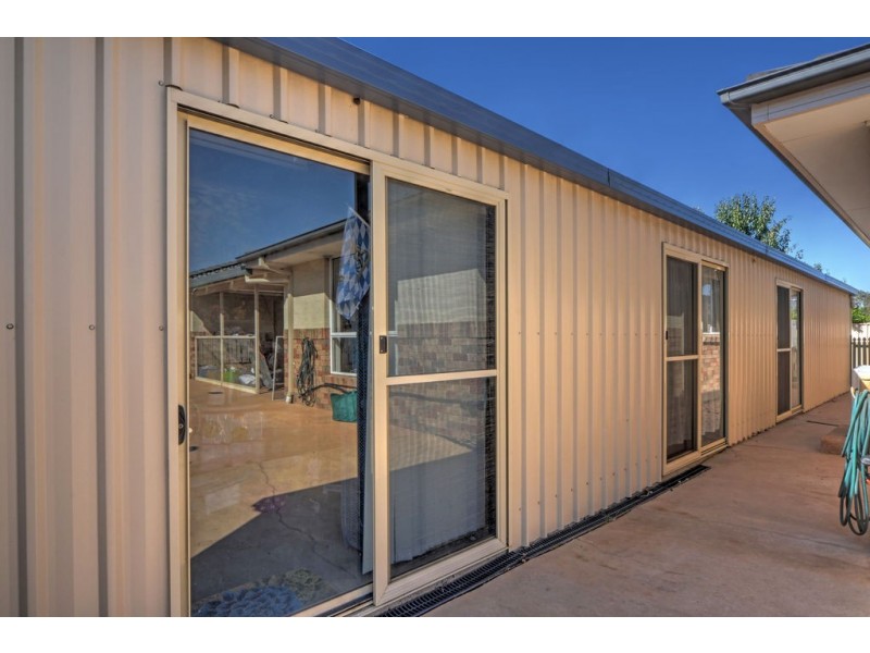 21 Bluewattle Road, Worrigee NSW 2540