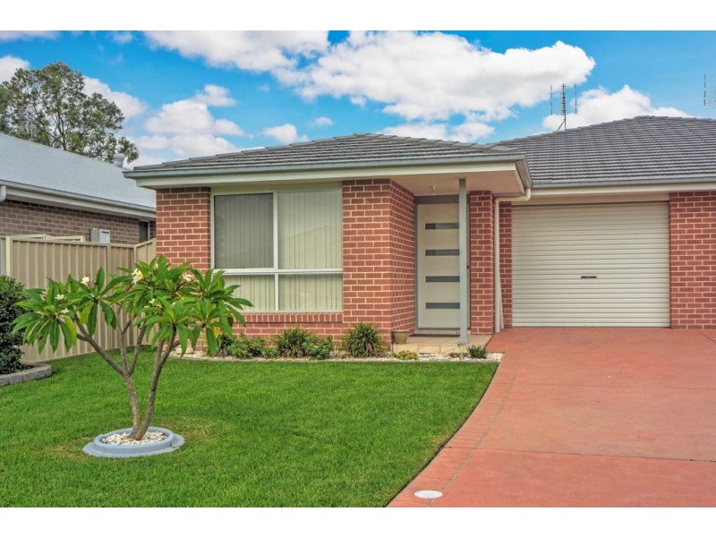 15 Denbigh Place, South Nowra NSW 2541