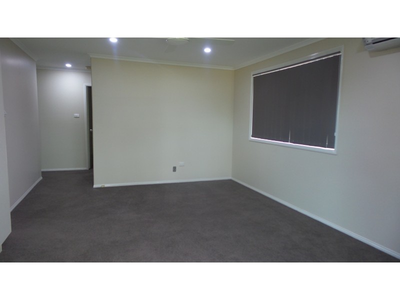 8 Elderberry Avenue, Worrigee NSW 2540